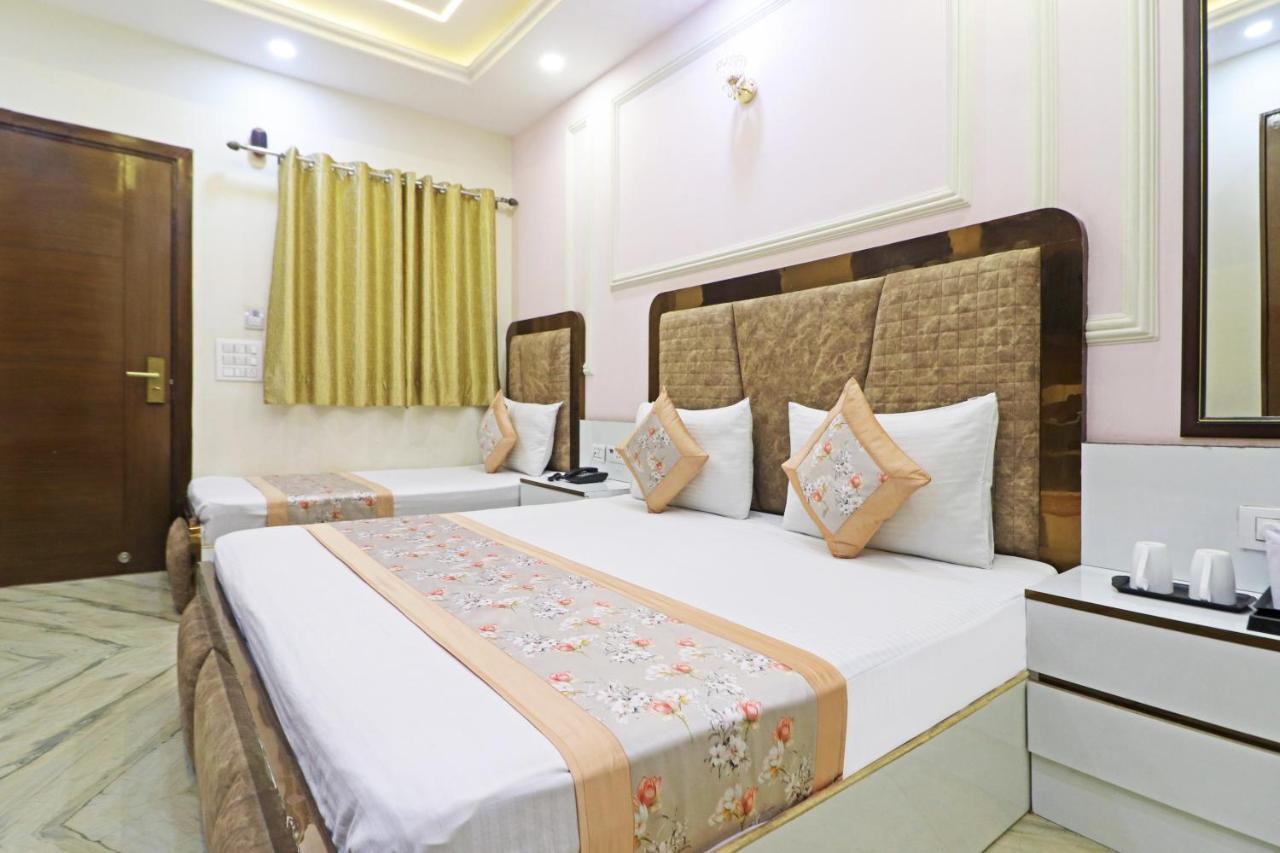 Hotel Samrat Residency 10 Mints Walking Distance Nizamuddin Railway Station Нью-Дели Экстерьер фото