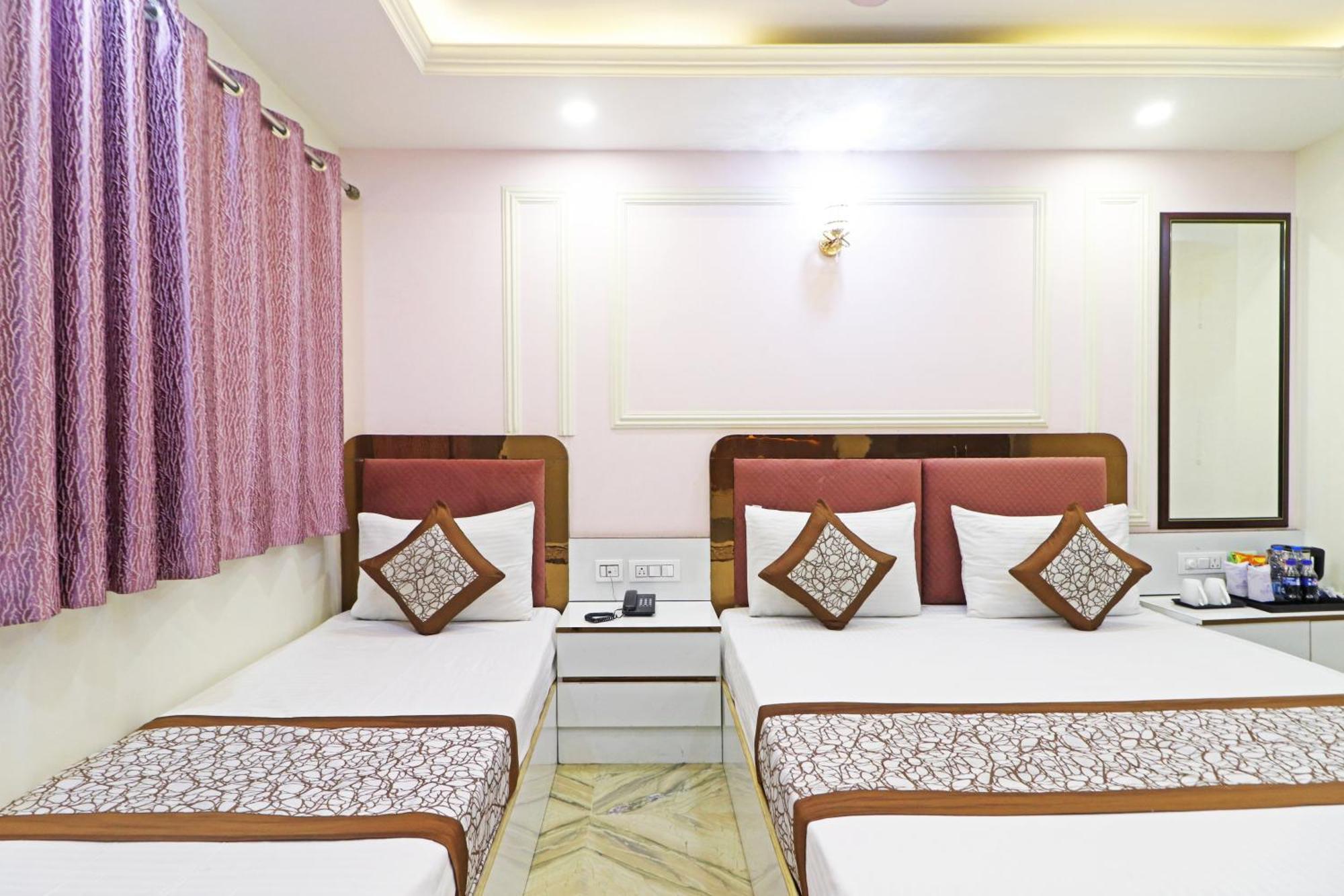Hotel Samrat Residency 10 Mints Walking Distance Nizamuddin Railway Station Нью-Дели Экстерьер фото