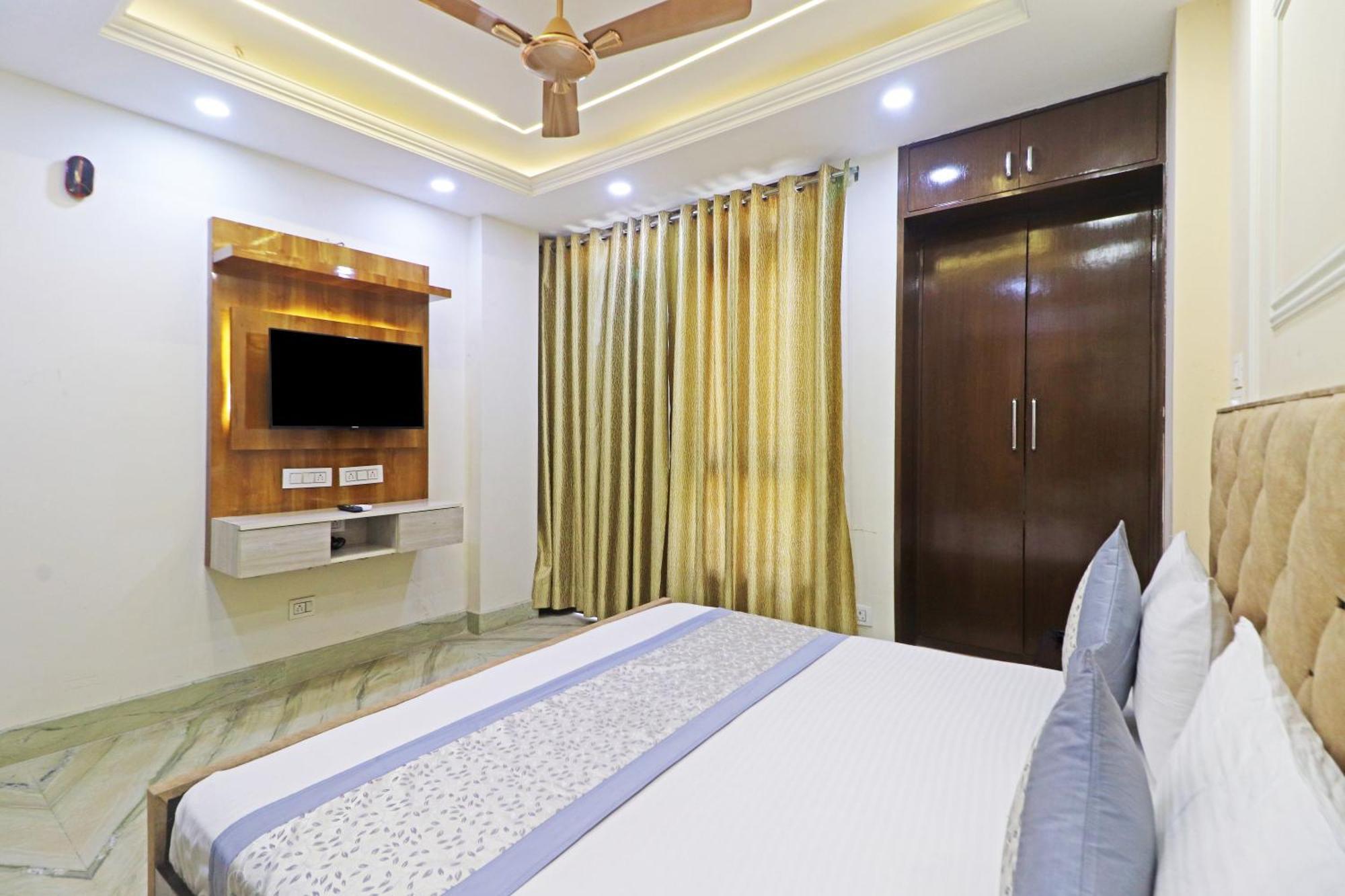 Hotel Samrat Residency 10 Mints Walking Distance Nizamuddin Railway Station Нью-Дели Экстерьер фото